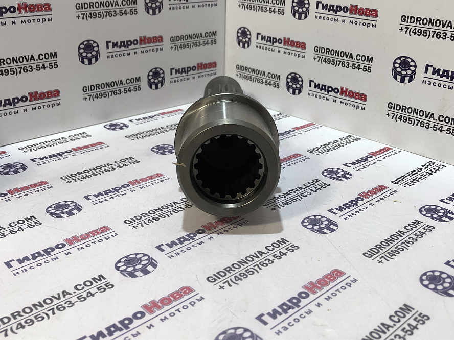 Вал гидромотора хода