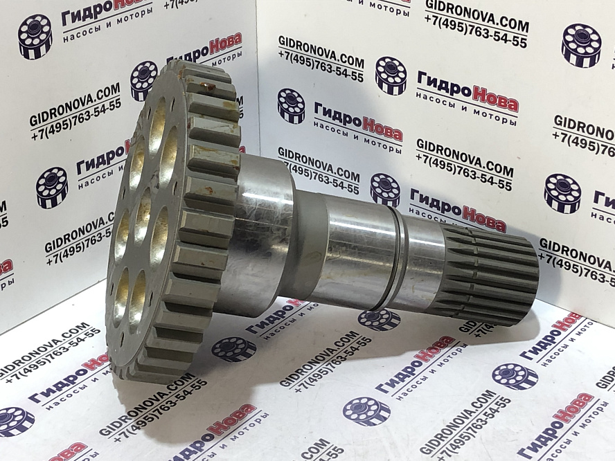 Вал гидромотора хода